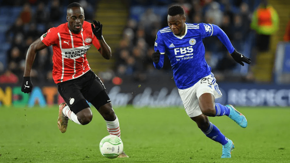 开云体云app登录入口-足协杯第三轮成都蓉城首发名单